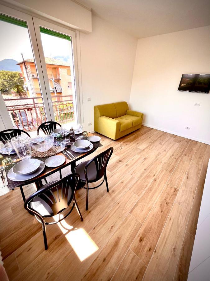 Berengario Suites Torri Del Benaco Esterno foto
