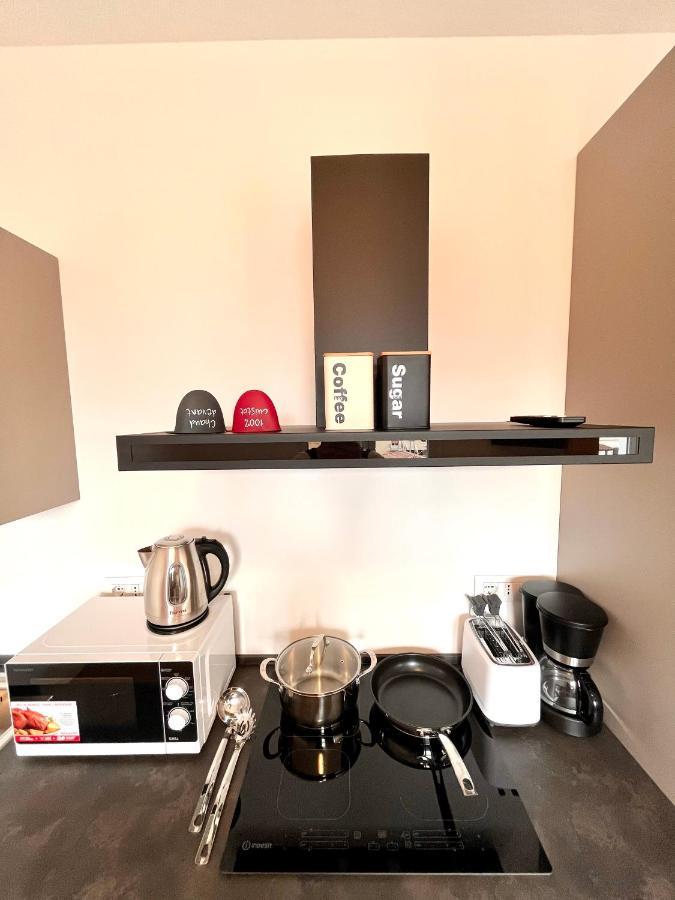 Berengario Suites Torri Del Benaco Esterno foto